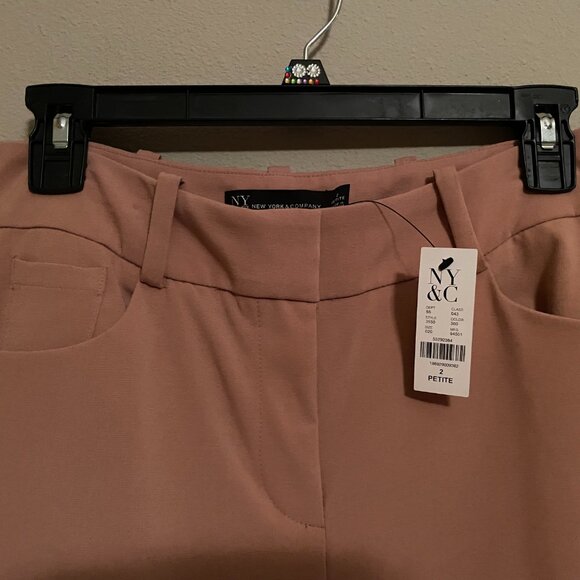 New York & Co, Size 2 Petite, Wide leg Slacks. - Picture 5 of 9